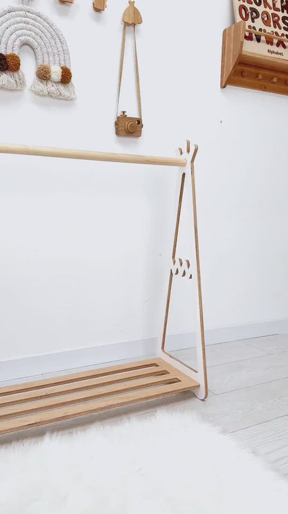 Teepee Clothing Rack