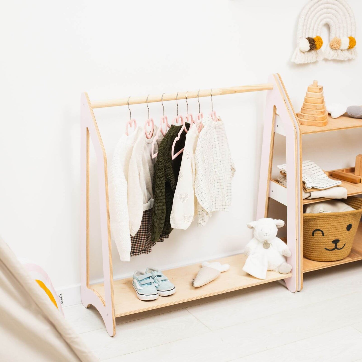 Kids Clothing Rack