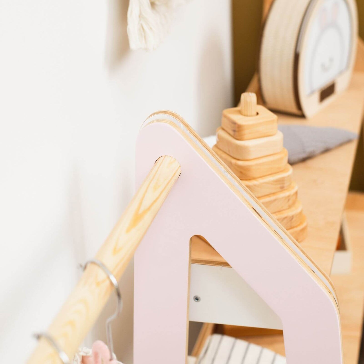 Kids Clothing Rack